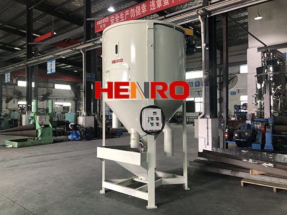 浅谈塑料搅拌机工艺流程